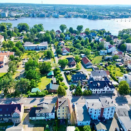 Apartment Garten, Terrasse, 93 M2, 5 Min Bis Zur Warnow Rostock