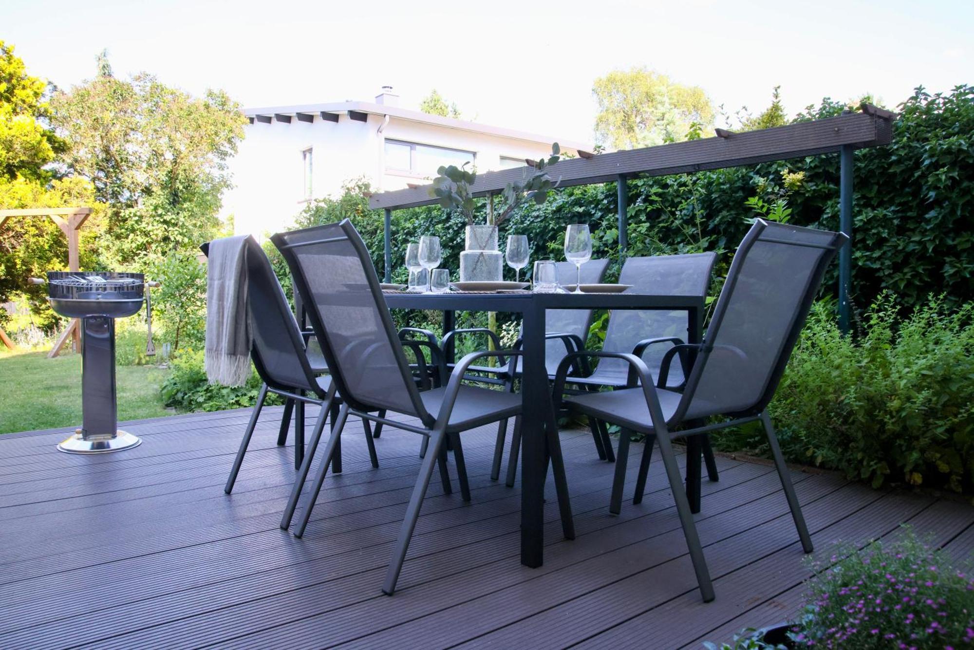 Garten, Terrasse, 93 M2, 5 Min Bis Zur Warnow Apartment Rostock